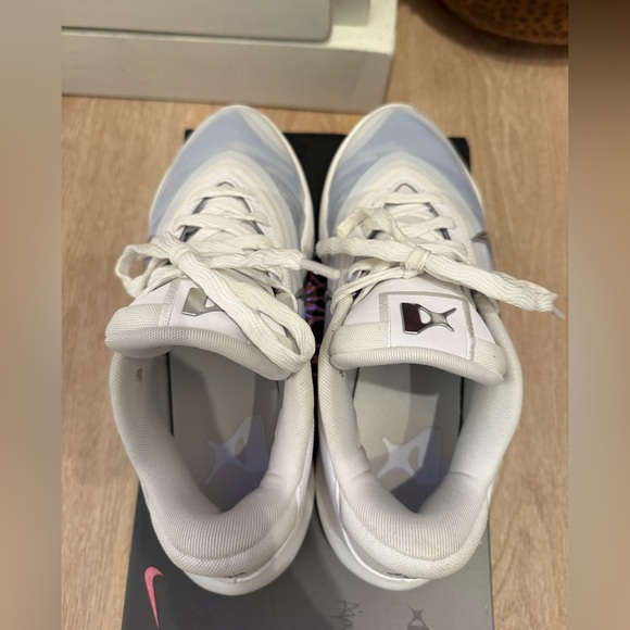 Nike A’One “OG Pearl” Basketball Shoes - Picture 6 of 11